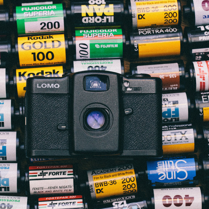 Traveling With Lithium Batteries: Why It’s Annoying to Photographers
